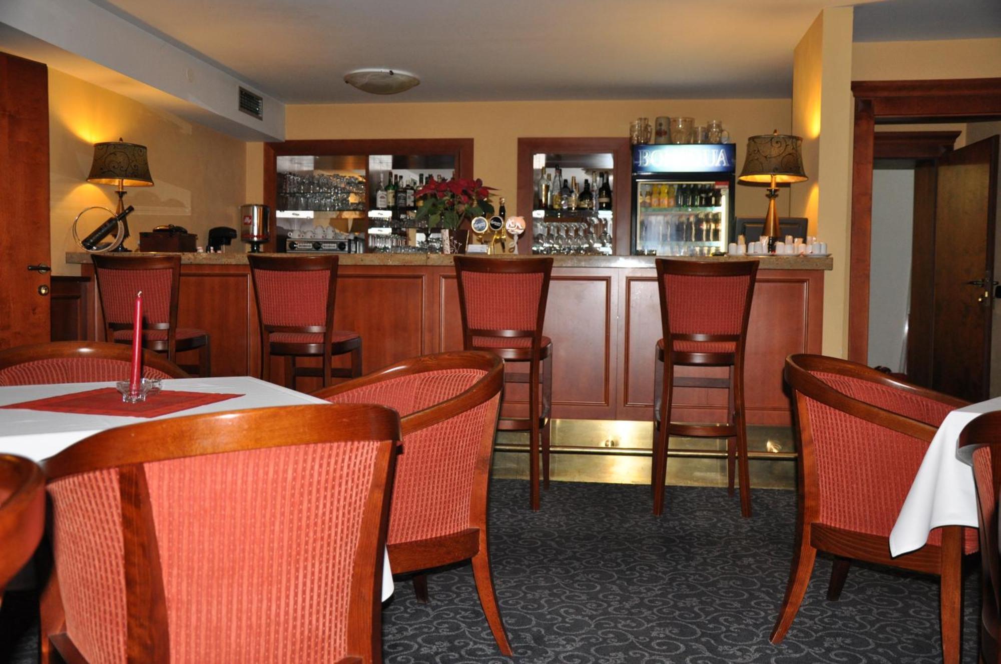 Hotel Terasa Frydek-Mistek Luaran gambar
